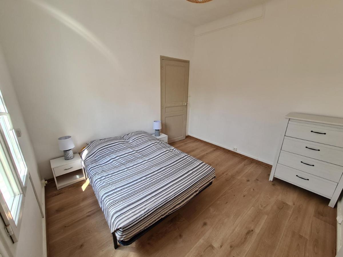 Appartement 60M2 Rdc Avec Jardin Saint-Génis Esterno foto