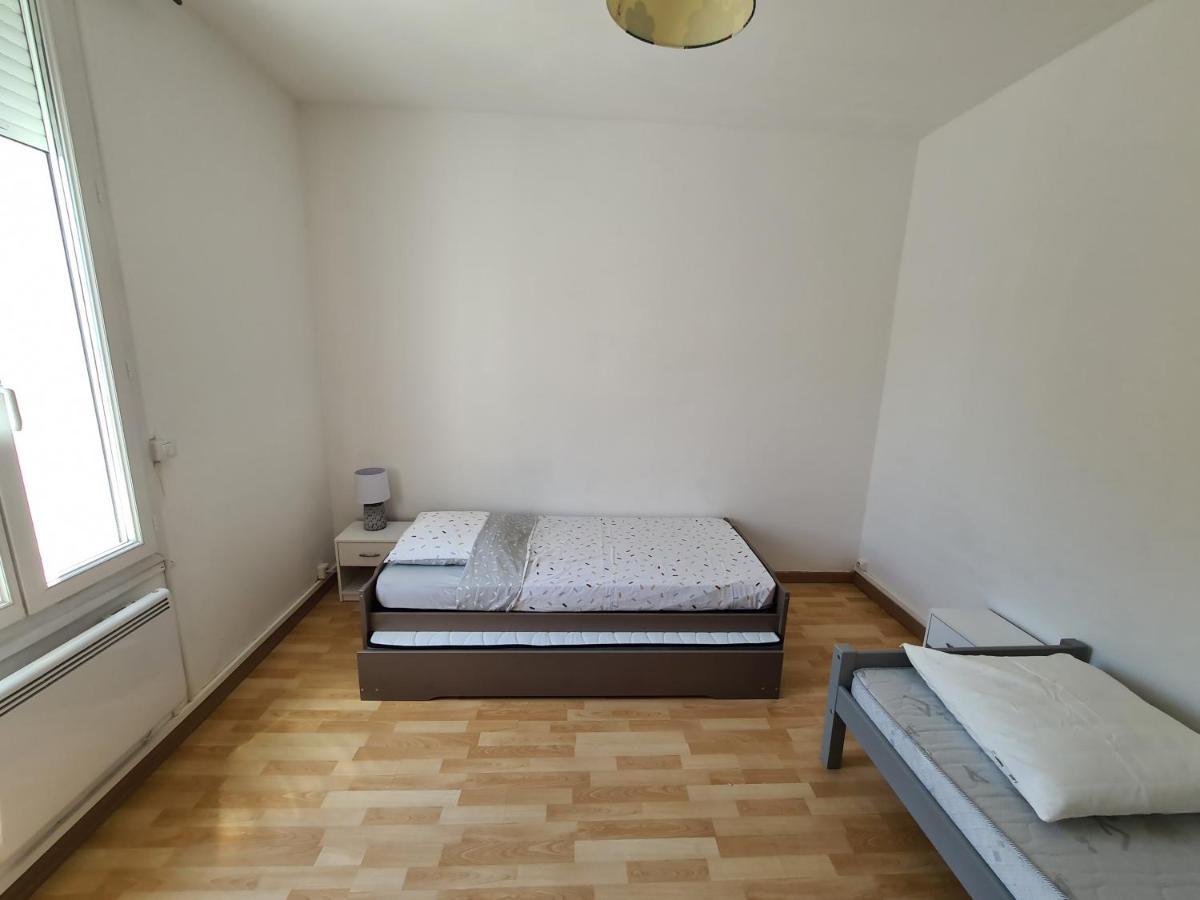 Appartement 60M2 Rdc Avec Jardin Saint-Génis Esterno foto